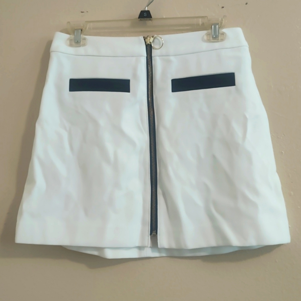 Woman's EXPRESS mini skirt size 6